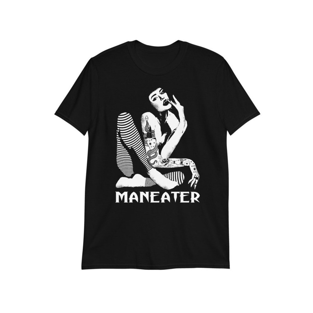 Shes A Maneater Y2K Aesthetic Graphic Unisex T-Shirt